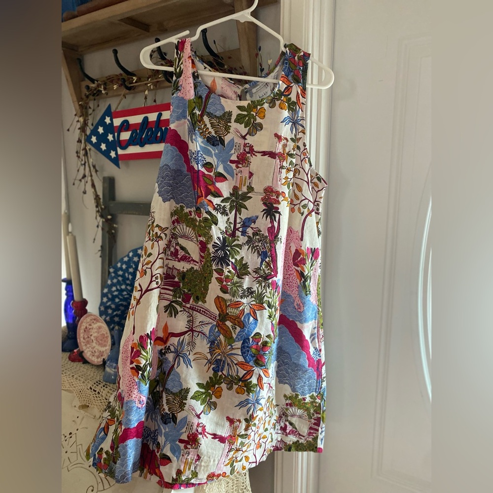 Women’s linen palm beach style dress